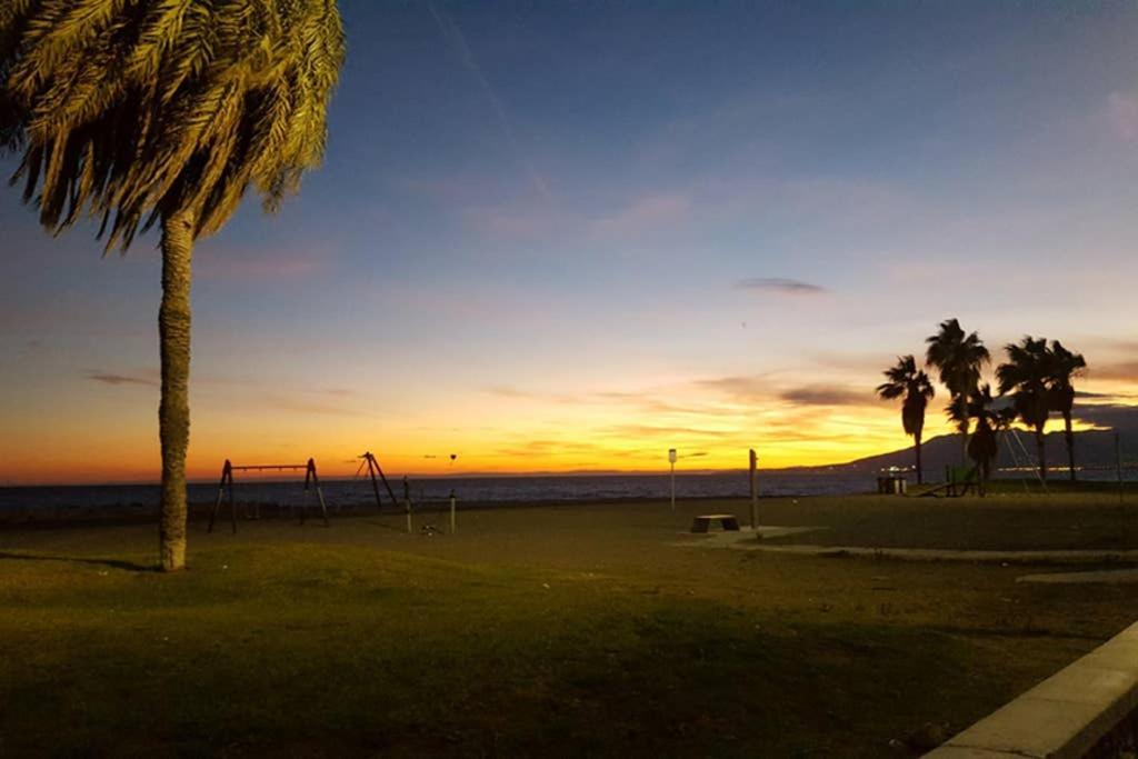 Apartamento Completo, 2Min De La Playa Málaga Eksteriør bilde